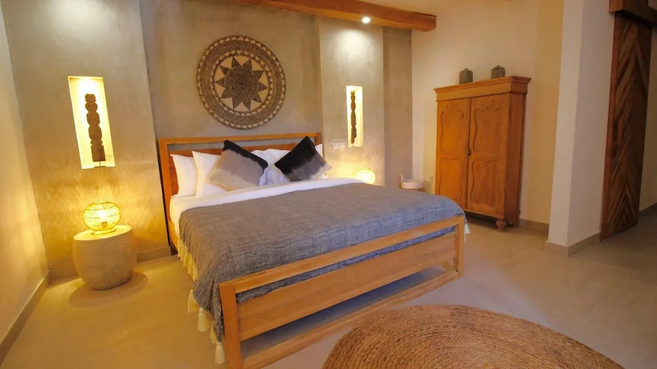 Villa Meya Seminyak  Seminyak (Bali)