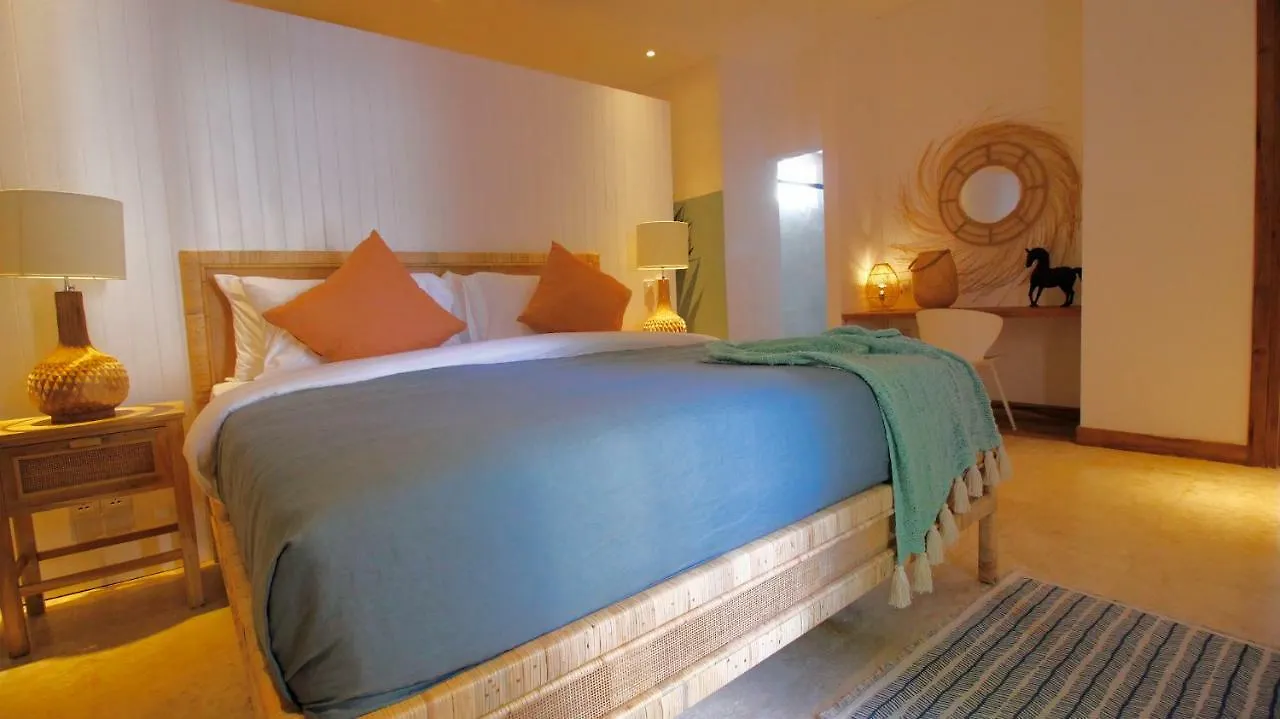 Villa Meya Seminyak   Seminyak (Bali)
